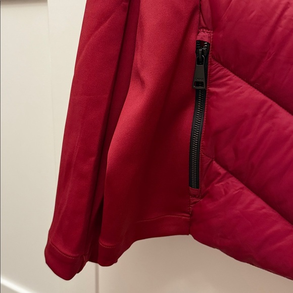 NWT DKNY Women’s Red Hooded Puffer Jacket w/ Knit Sleeves XXL - Picture 4 of 8